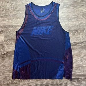 Nike top. NWOT. XS Blue.